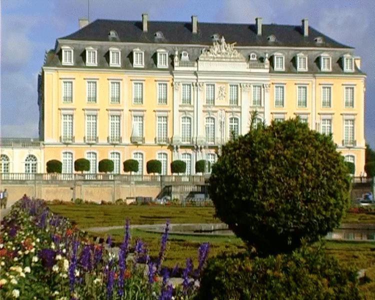 Hotel Am Stern Bruehl  Exterior photo